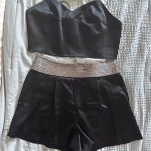 Alice Olívia satin-finish shorts front pleats and a shimmering beaded waistband